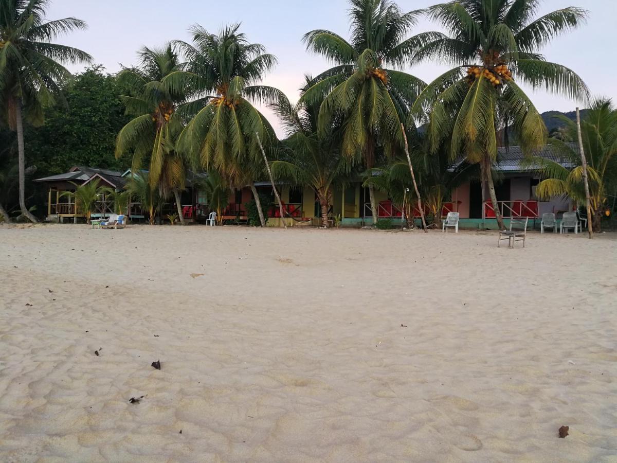 Rainbow Tioman Cottage Kampong Juara Extérieur photo