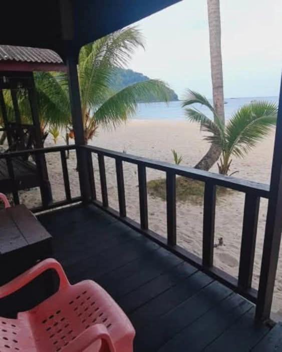 Rainbow Tioman Cottage Kampong Juara Extérieur photo