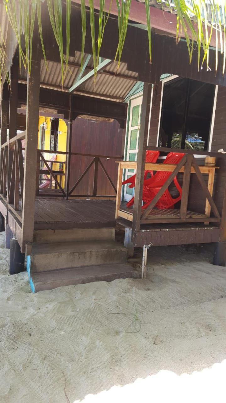 Rainbow Tioman Cottage Kampong Juara Extérieur photo