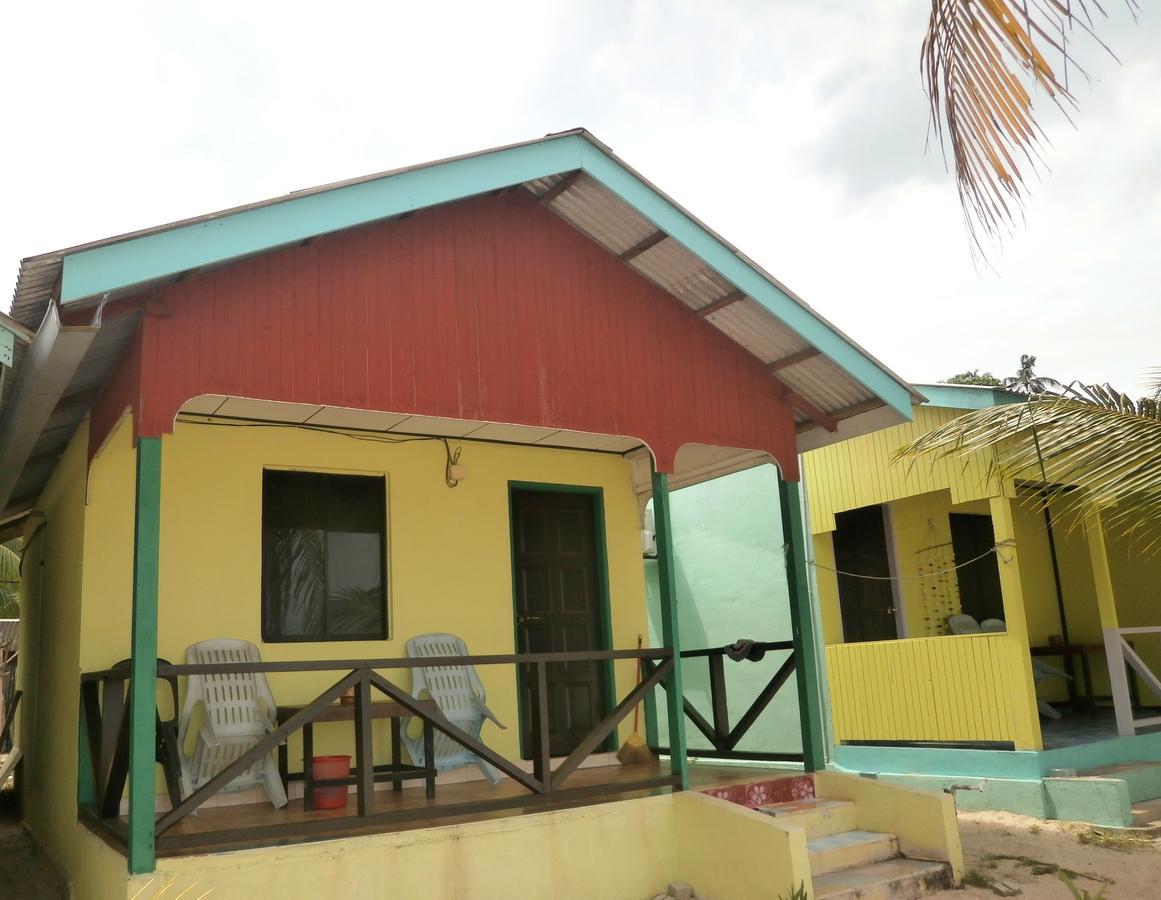 Rainbow Tioman Cottage Kampong Juara Extérieur photo