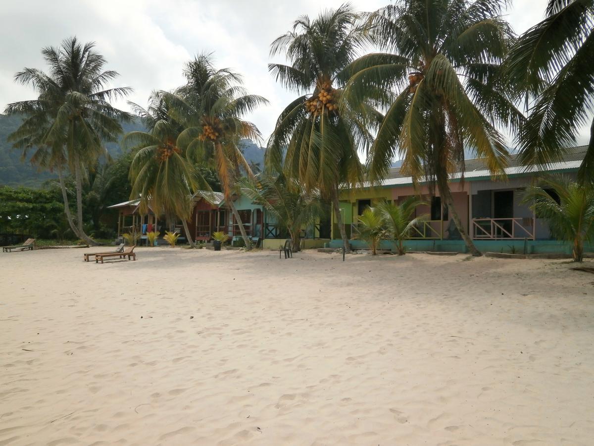 Rainbow Tioman Cottage Kampong Juara Extérieur photo