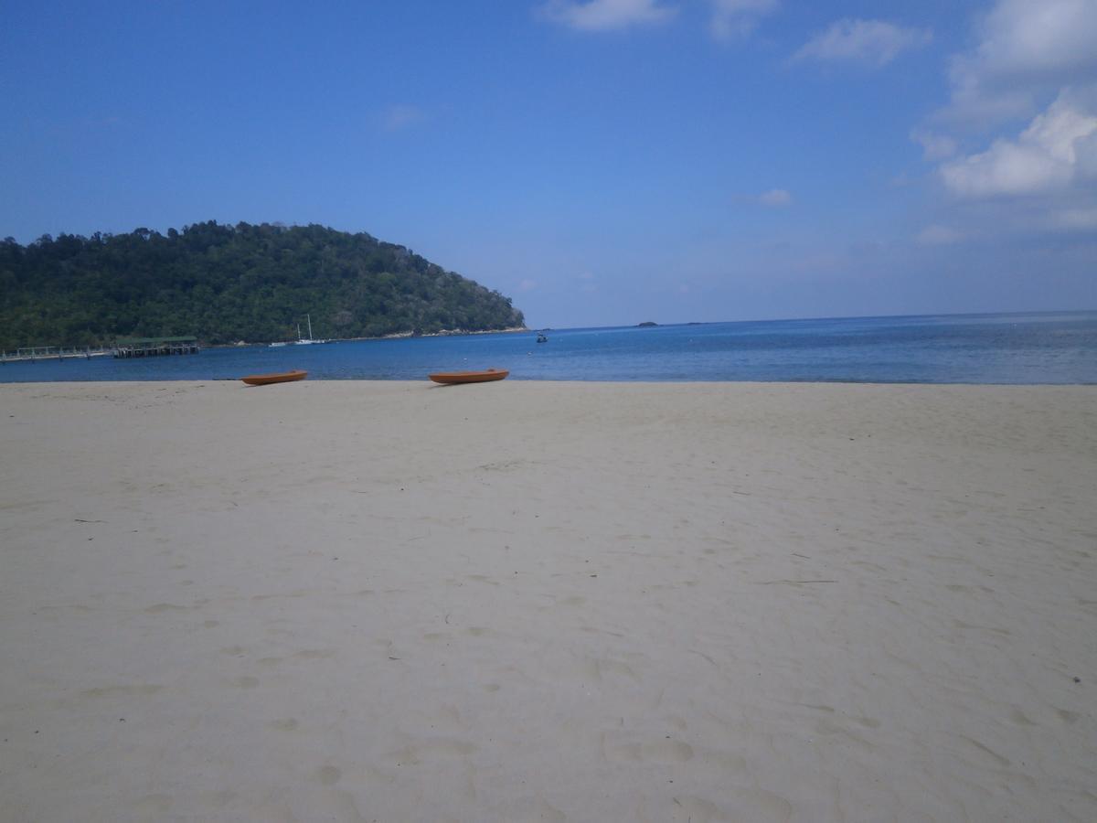 Rainbow Tioman Cottage Kampong Juara Extérieur photo