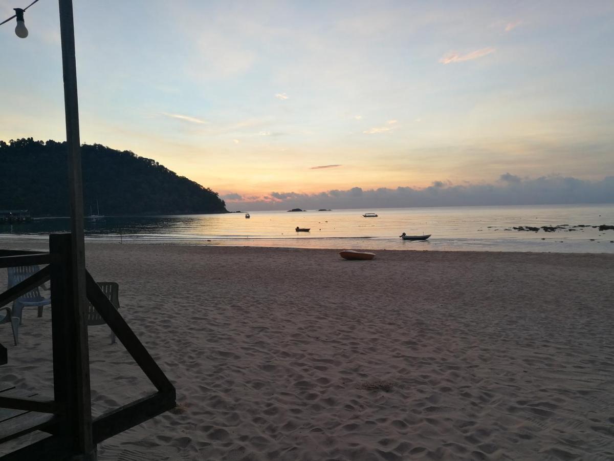 Rainbow Tioman Cottage Kampong Juara Extérieur photo