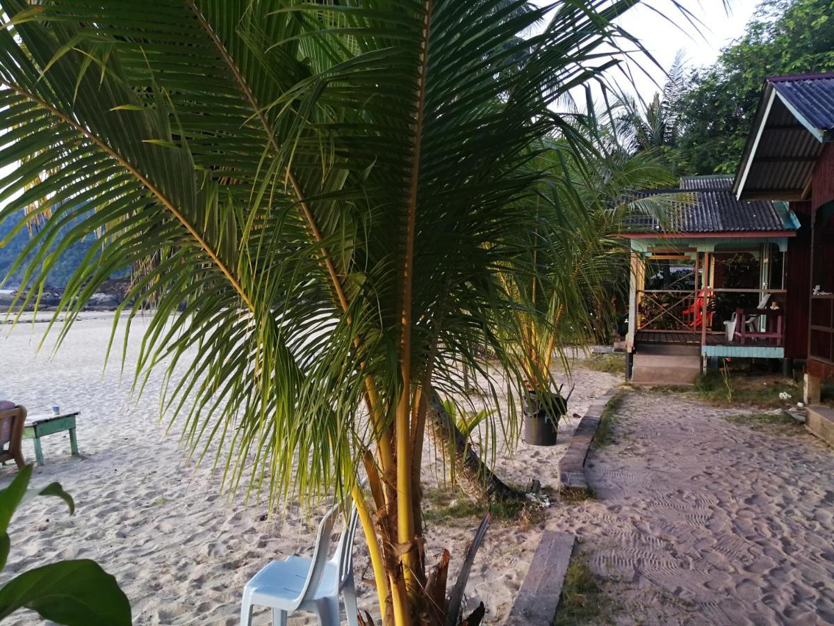 Rainbow Tioman Cottage Kampong Juara Extérieur photo